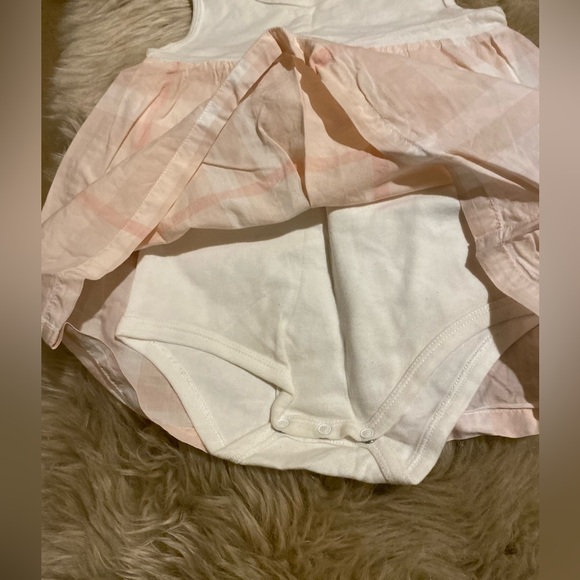 Burberry baby dress - Picture 3 of 4